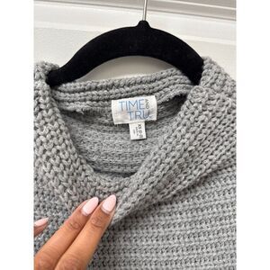NWT Time and Tru size XS Grey knit mock neck sweater